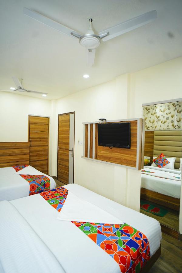 Hotel Delhi Darshan Deluxe-By Rsl Hospitality 新德里 外观 照片