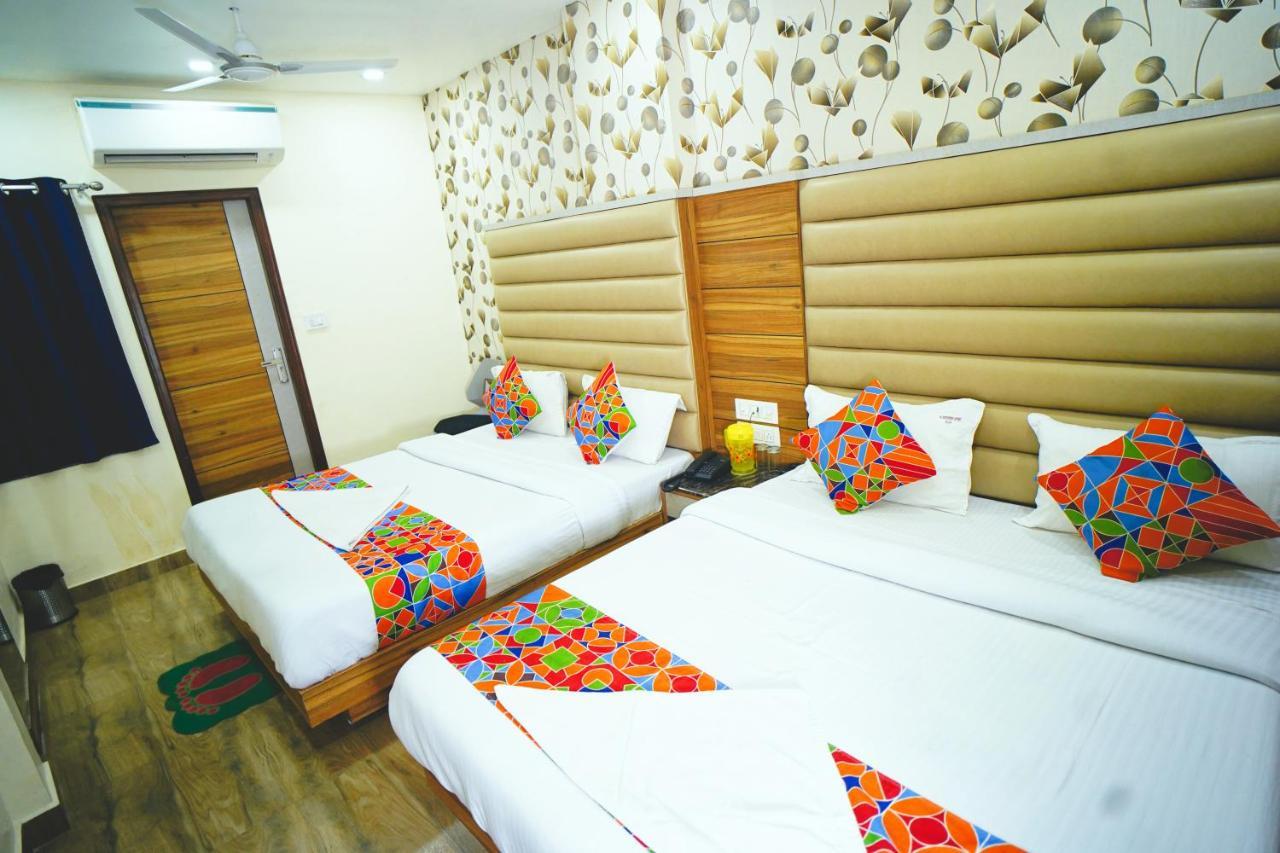 Hotel Delhi Darshan Deluxe-By Rsl Hospitality 新德里 外观 照片