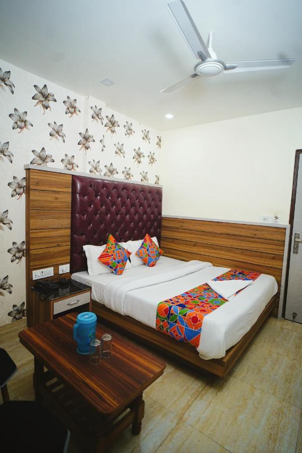 Hotel Delhi Darshan Deluxe-By Rsl Hospitality 新德里 外观 照片